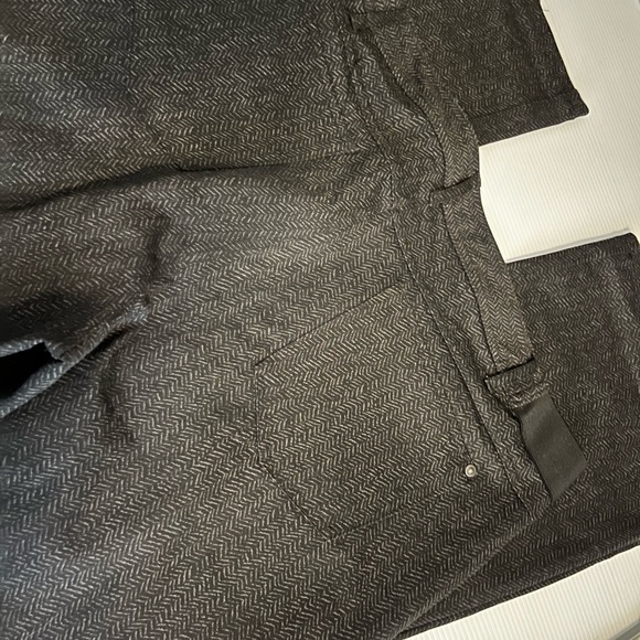 Simply Vera Wang Boot Cut Dress Pants size XXL black gray tiny chevron stretch - Picture 3 of 5